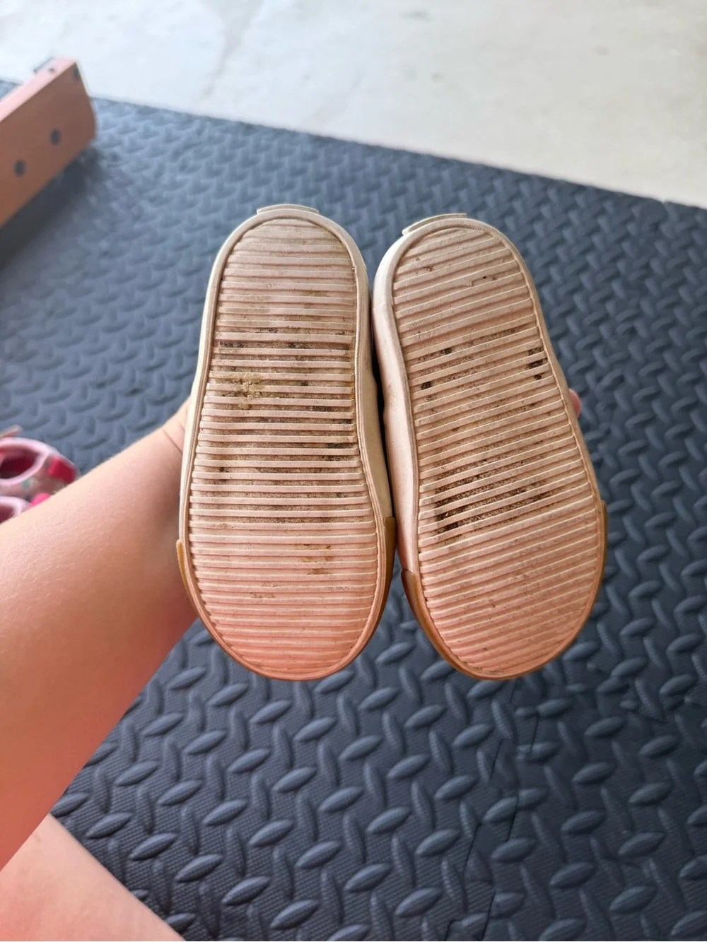 Old Navy Black and Tan Kids Canvas Hook-and-Loop Sneakers